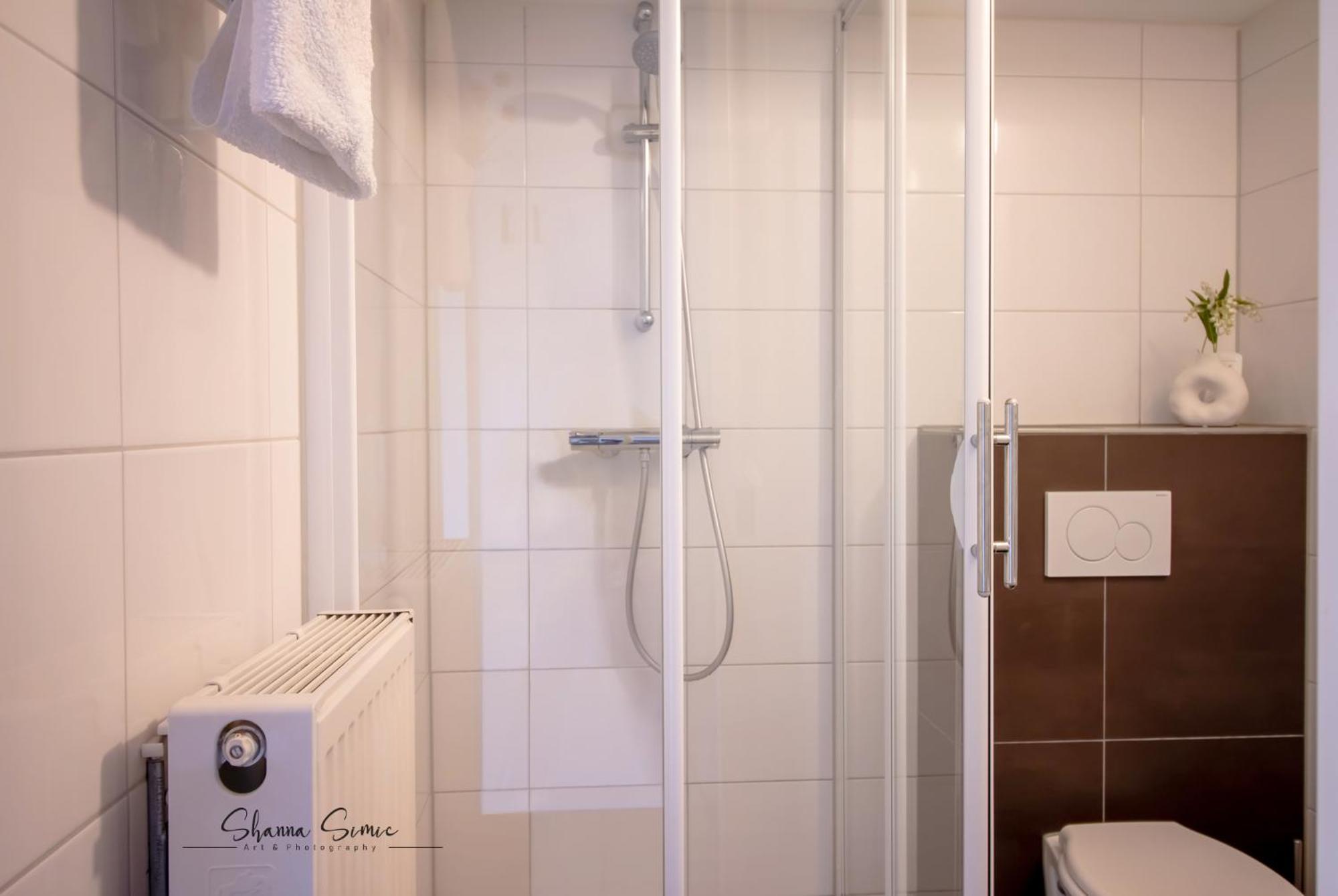 Aparthotel De Koning By Urban Home Stay 알크마르 외부 사진
