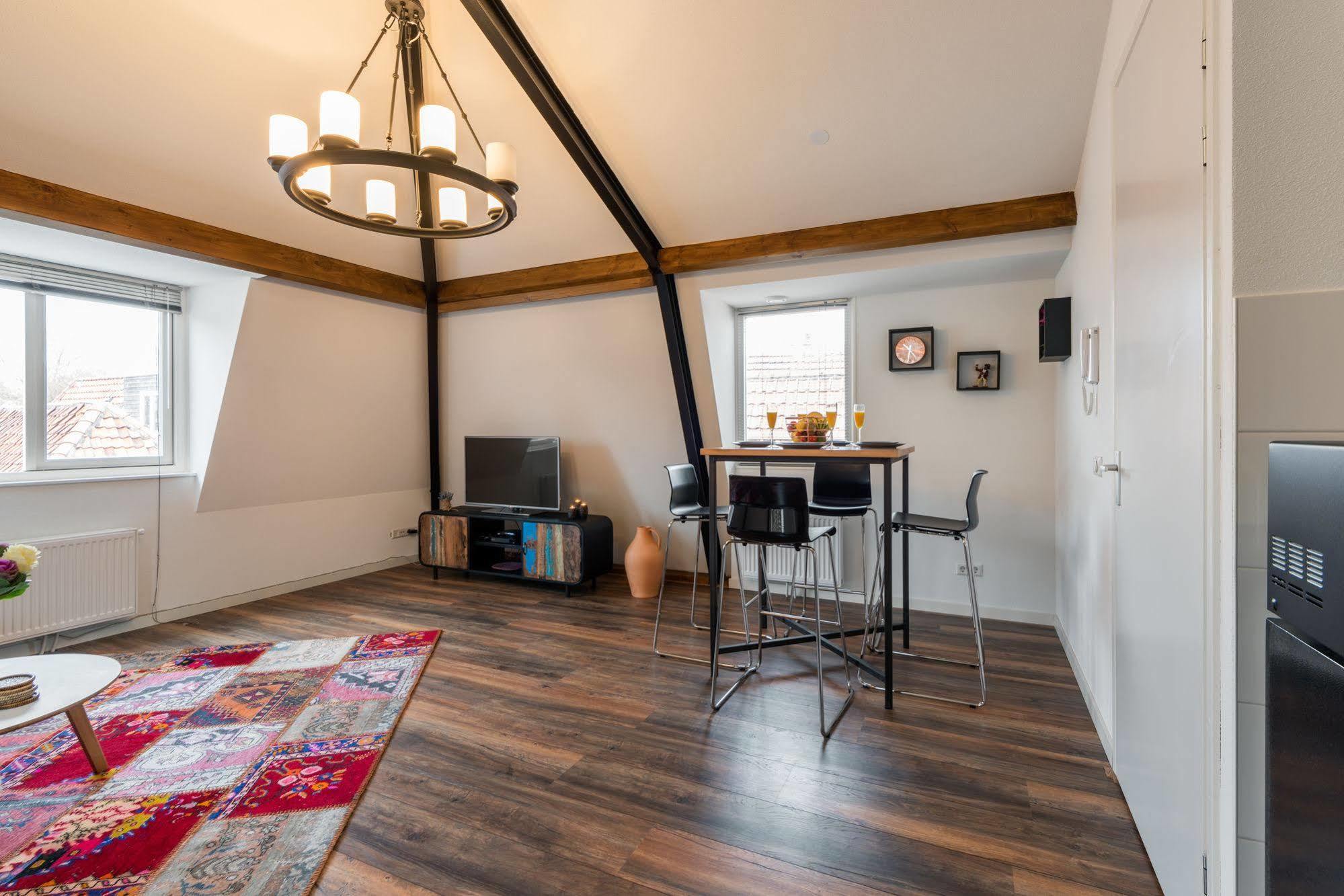 Aparthotel De Koning By Urban Home Stay 알크마르 외부 사진